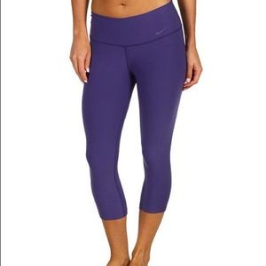 Nike Legend 2.0 Poly Capri Purple, S — LIKE NEW